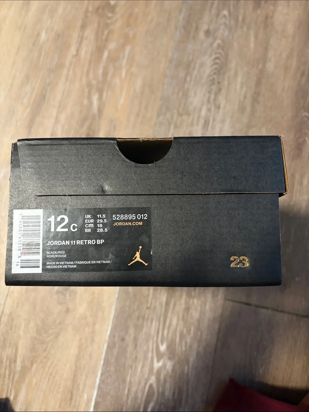 Jordan sleek low